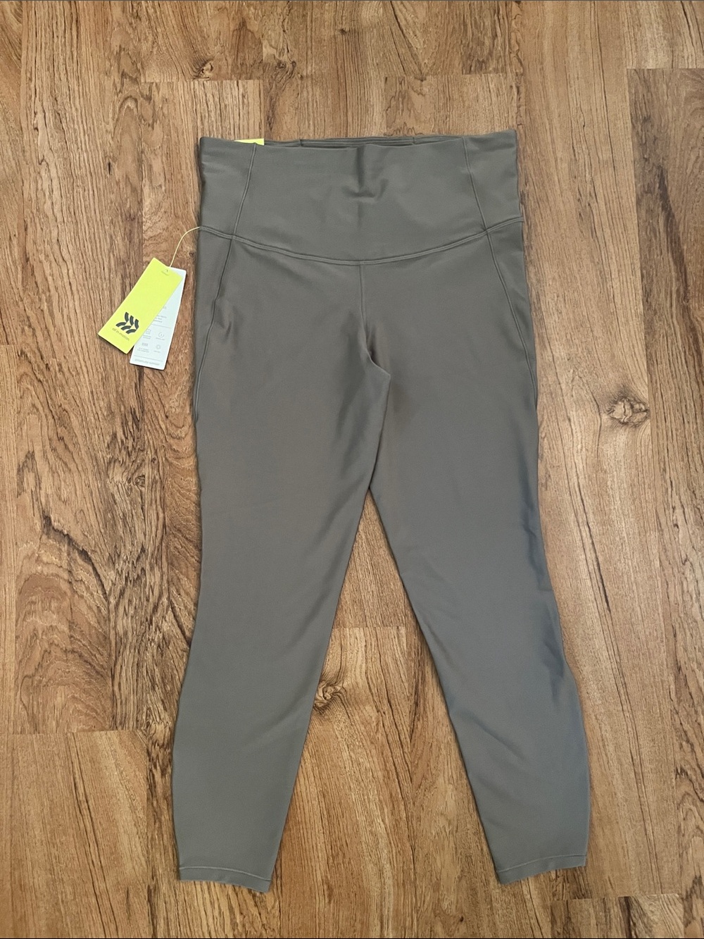 NWT All in Motion Effortless Comfort 7/8 Leggings